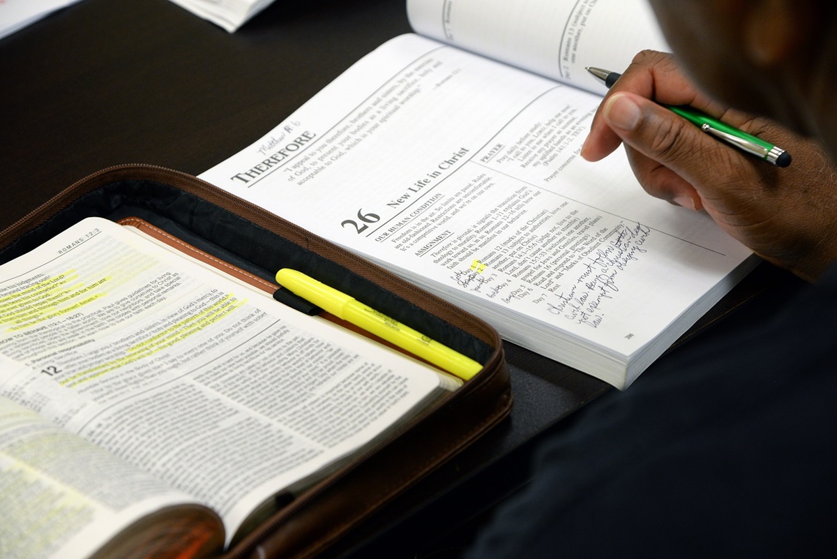 methodist church daily bible study