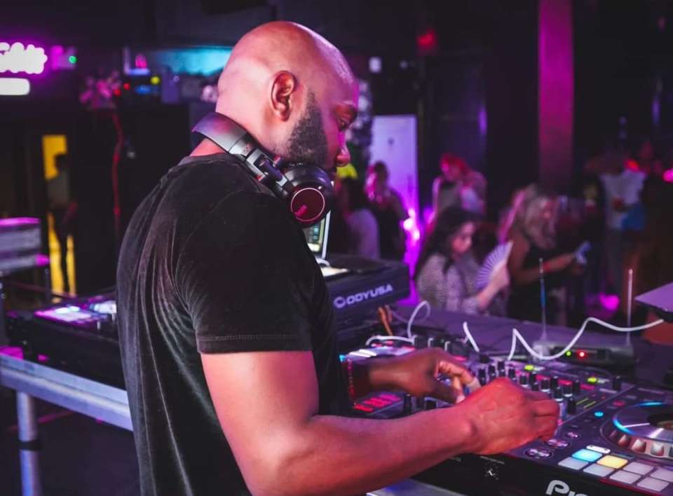 dj entertainment